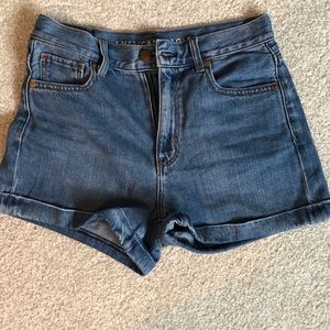 AE mom shorts